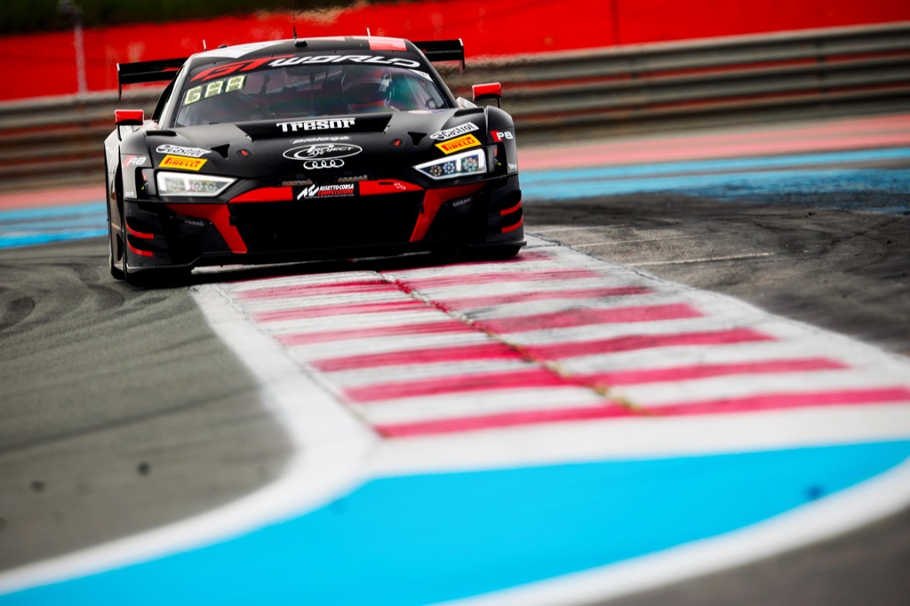 Sebastian Øgaard klar til sprintløb på Brands Hatch.
(Foto: SRO Motorsports Group)
